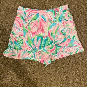 Lilly Pulitzer Shorts Size 4